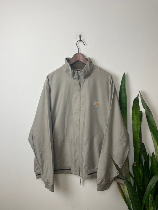 Carhartt Dünne Bomberjacke Harrington Beige L - Klassische und Bequeme Jacke Vintage Klamotten, Secondhand Klamotten, Retro Mode, Nachhaltige Mode, Einzigartige Stücke, Zeitlose Mode, Umweltfreundliche Kleidung, Stilvolle Secondhand Mode, Hochwertige Vintage Kleidung