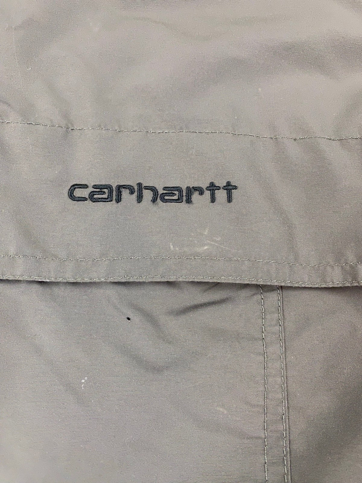 Carhartt Half-Zip Überziehjacke Grün XL - Robuste und Bequeme Jacke Vintage Klamotten, Secondhand Klamotten, Retro Mode, Nachhaltige Mode, Einzigartige Stücke, Zeitlose Mode, Umweltfreundliche Kleidung, Stilvolle Secondhand Mode, Hochwertige Vintage Kleidung