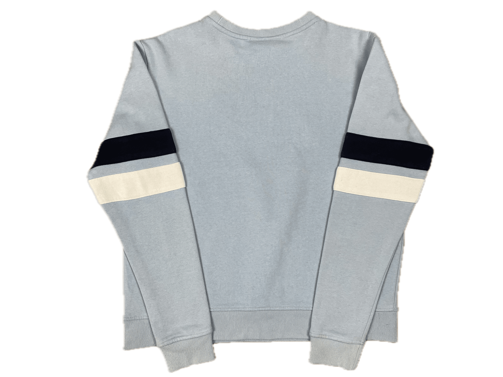 Fila Sweater Pullover Hellblau L - Klassischer und Bequemer Pullover Vintage Klamotten, Secondhand Klamotten, Retro Mode, Nachhaltige Mode, Einzigartige Stücke, Zeitlose Mode, Umweltfreundliche Kleidung, Stilvolle Secondhand Mode, Hochwertige Vintage Kleidung