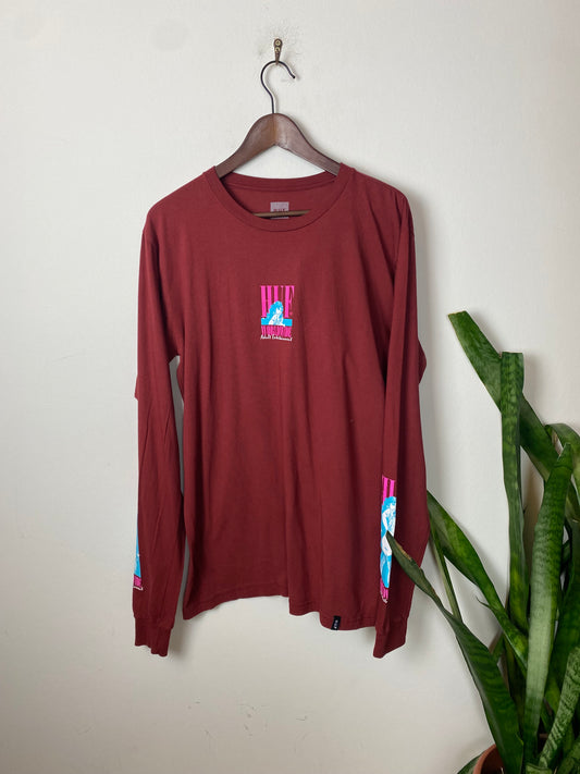 HUF Worldwide Longsleeve Sweater Rot M - Herren Pullover Vintage Klamotten, Secondhand Klamotten, Retro Mode, Nachhaltige Mode, Einzigartige Stücke, Zeitlose Mode, Umweltfreundliche Kleidung, Stilvolle Secondhand Mode, Hochwertige Vintage Kleidung