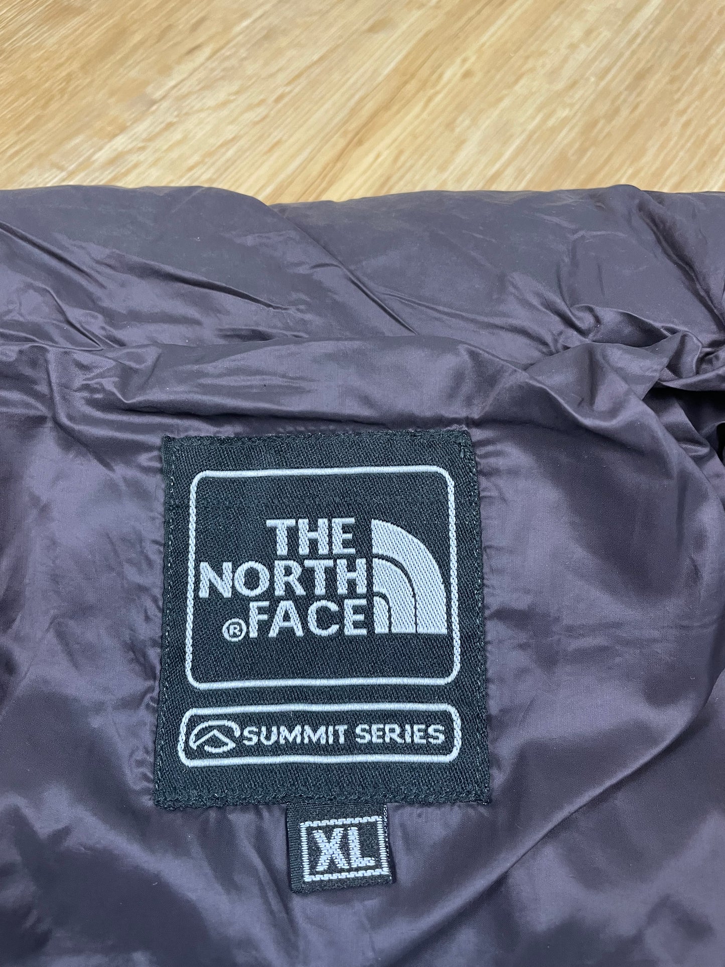 The North Face Summit Series Puffer Jacke Schwarz S - Schlichte warme Damen TNF Jacke