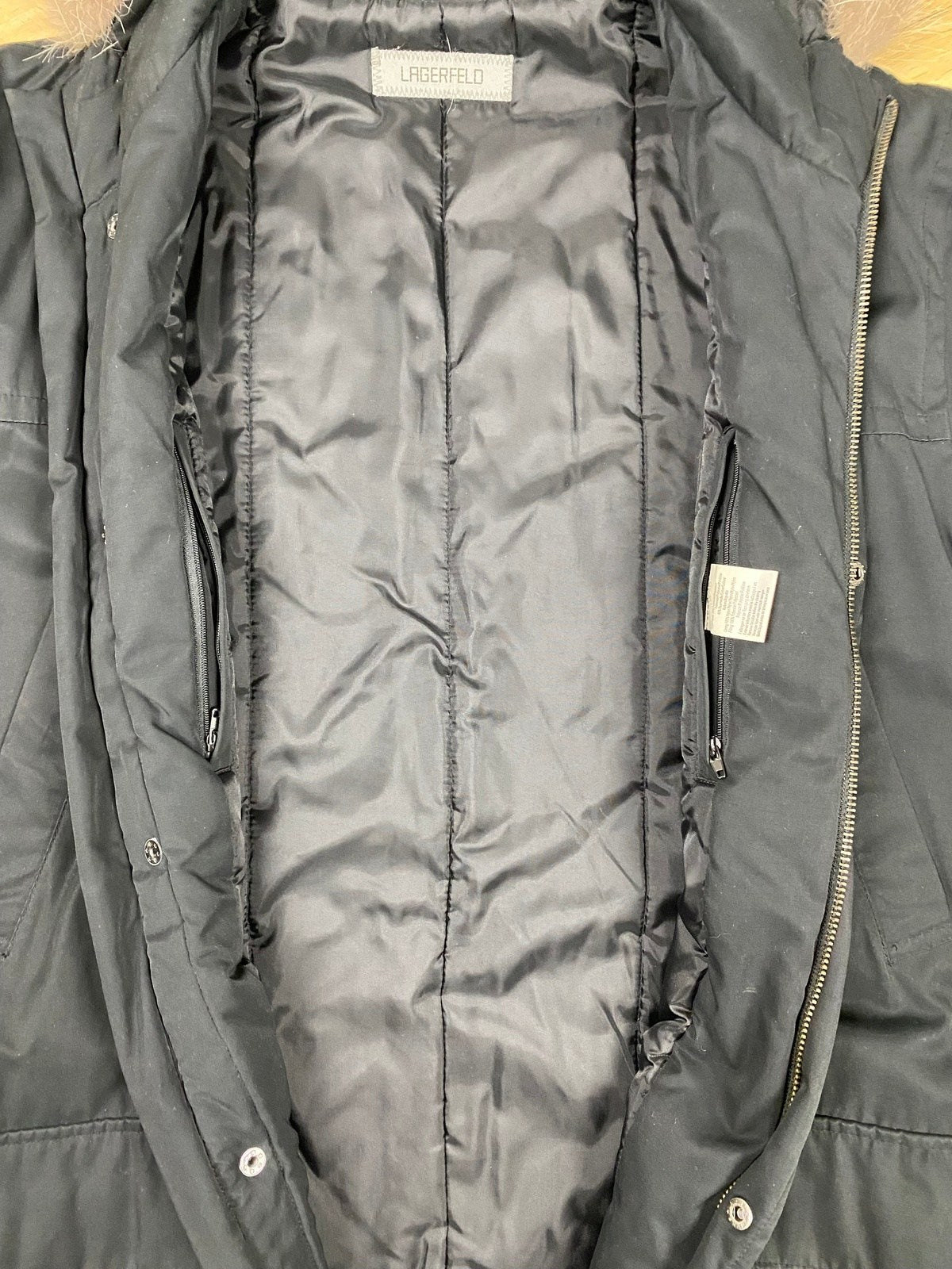 Lagerfeld Jacke Winterjacke Schwarz XL - Schlichter Dicker Herren Parka Vintage Klamotten, Secondhand Klamotten, Retro Mode, Nachhaltige Mode, Einzigartige Stücke, Zeitlose Mode, Umweltfreundliche Kleidung, Stilvolle Secondhand Mode, Hochwertige Vintage Kleidung