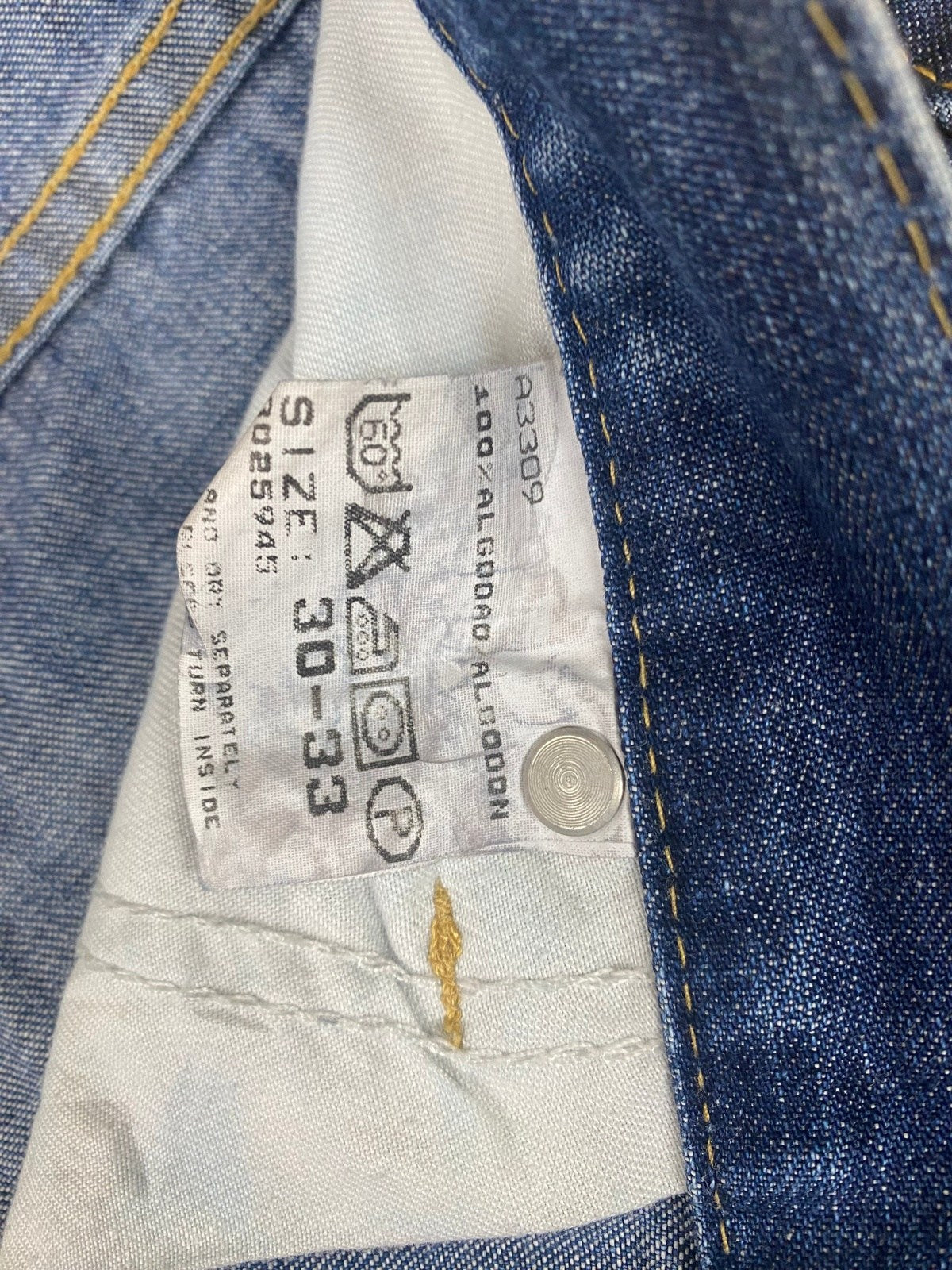 Lee Jeans Schlaghose 30-33 Dunkelblau L - Schicke Schlichte Damen Hose Vintage Klamotten, Secondhand Klamotten, Retro Mode, Nachhaltige Mode, Einzigartige Stücke, Zeitlose Mode, Umweltfreundliche Kleidung, Stilvolle Secondhand Mode, Hochwertige Vintage Kleidung