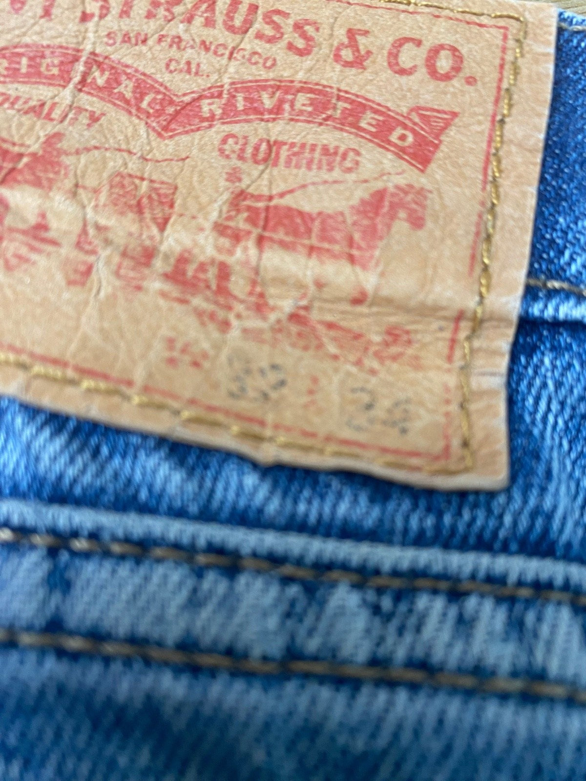 Levi's Jeans 511 Blau W32 L34 - Klassische und Bequeme Jeans Vintage Klamotten, Secondhand Klamotten, Retro Mode, Nachhaltige Mode, Einzigartige Stücke, Zeitlose Mode, Umweltfreundliche Kleidung, Stilvolle Secondhand Mode, Hochwertige Vintage Kleidung