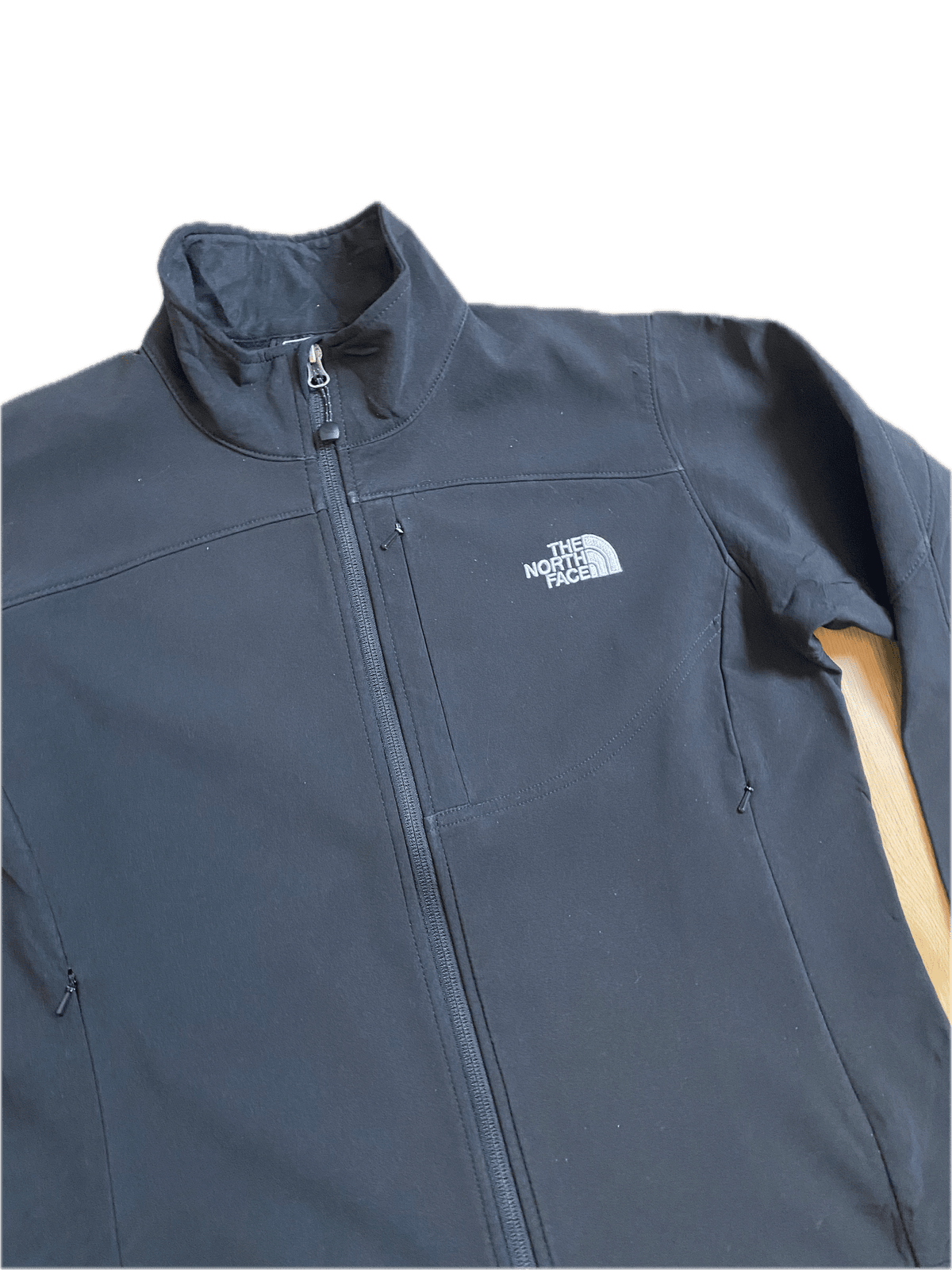 The North Face Softshell Jacke Schwarz M - Funktionale und Bequeme Jacke Vintage Klamotten, Secondhand Klamotten, Retro Mode, Nachhaltige Mode, Einzigartige Stücke, Zeitlose Mode, Umweltfreundliche Kleidung, Stilvolle Secondhand Mode, Hochwertige Vintage Kleidung