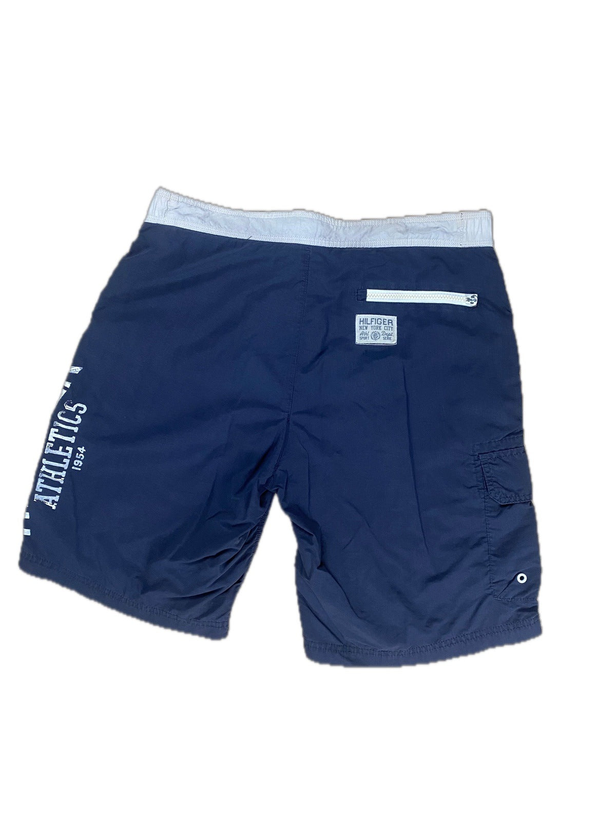 Tommy Hilfiger USA Badehose Shorts Dunkelblau L - Robuste und Komfortable Badehose Vintage Klamotten, Secondhand Klamotten, Retro Mode, Nachhaltige Mode, Einzigartige Stücke, Zeitlose Mode, Umweltfreundliche Kleidung, Stilvolle Secondhand Mode, Hochwertige Vintage Kleidung