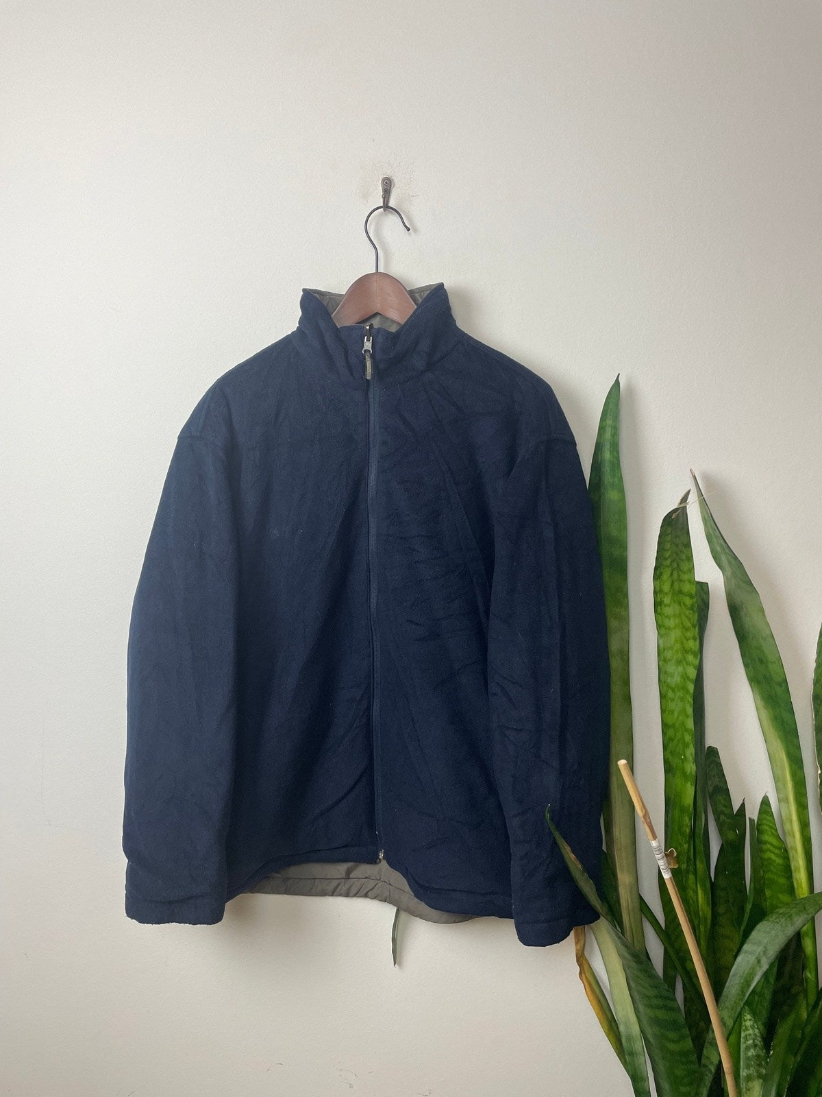 U.S. Polo Assn. Inside Out 2-in-1 Jacke Blau/Braun L - Funktionale und Stylische Jacke Vintage Klamotten, Secondhand Klamotten, Retro Mode, Nachhaltige Mode, Einzigartige Stücke, Zeitlose Mode, Umweltfreundliche Kleidung, Stilvolle Secondhand Mode, Hochwertige Vintage Kleidung