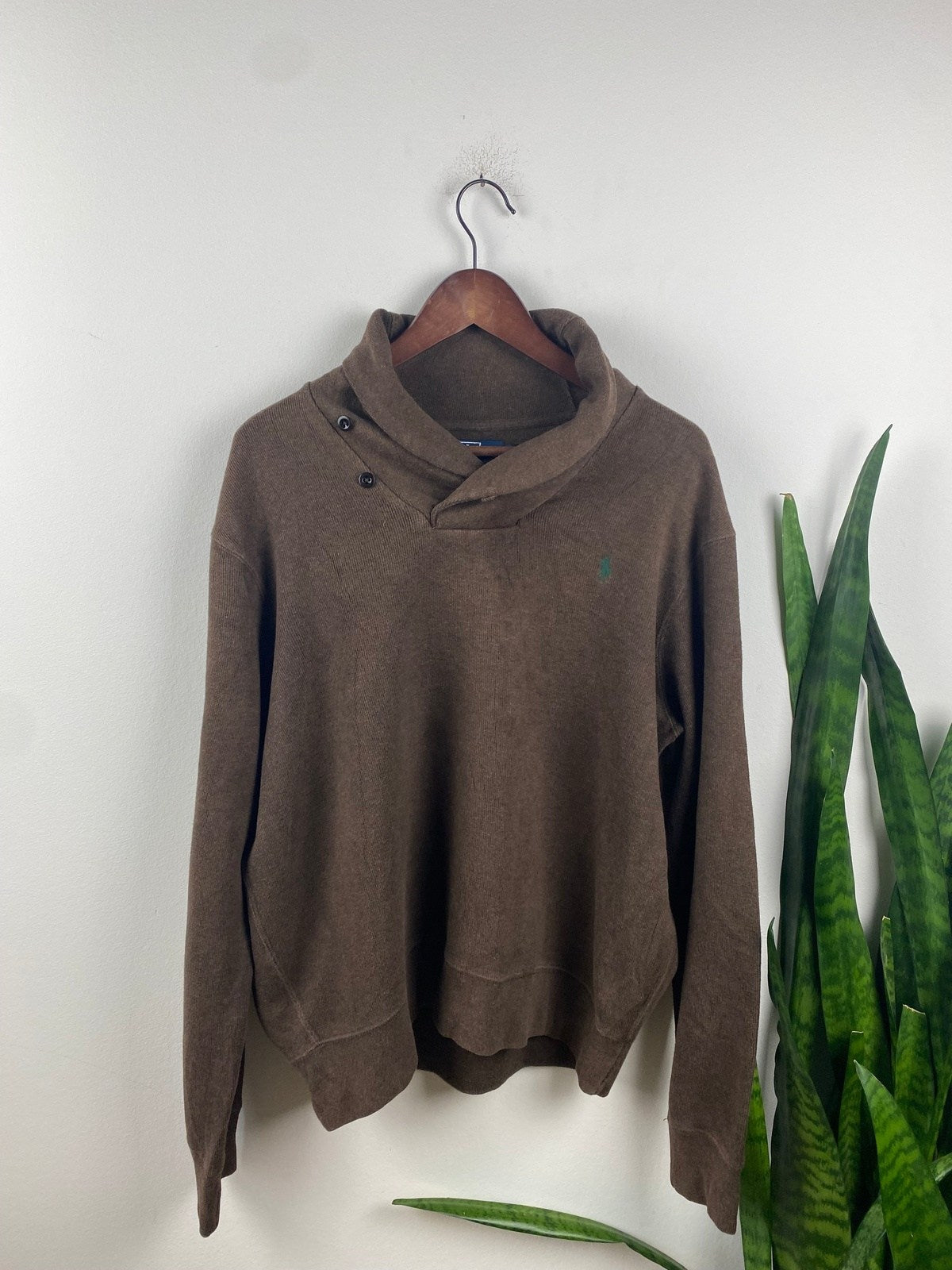 Ralph Lauren Half-Zip Sweater Braun L - Klassischer und Bequemer Sweater Vintage Klamotten, Secondhand Klamotten, Retro Mode, Nachhaltige Mode, Einzigartige Stücke, Zeitlose Mode, Umweltfreundliche Kleidung, Stilvolle Secondhand Mode, Hochwertige Vintage Kleidung