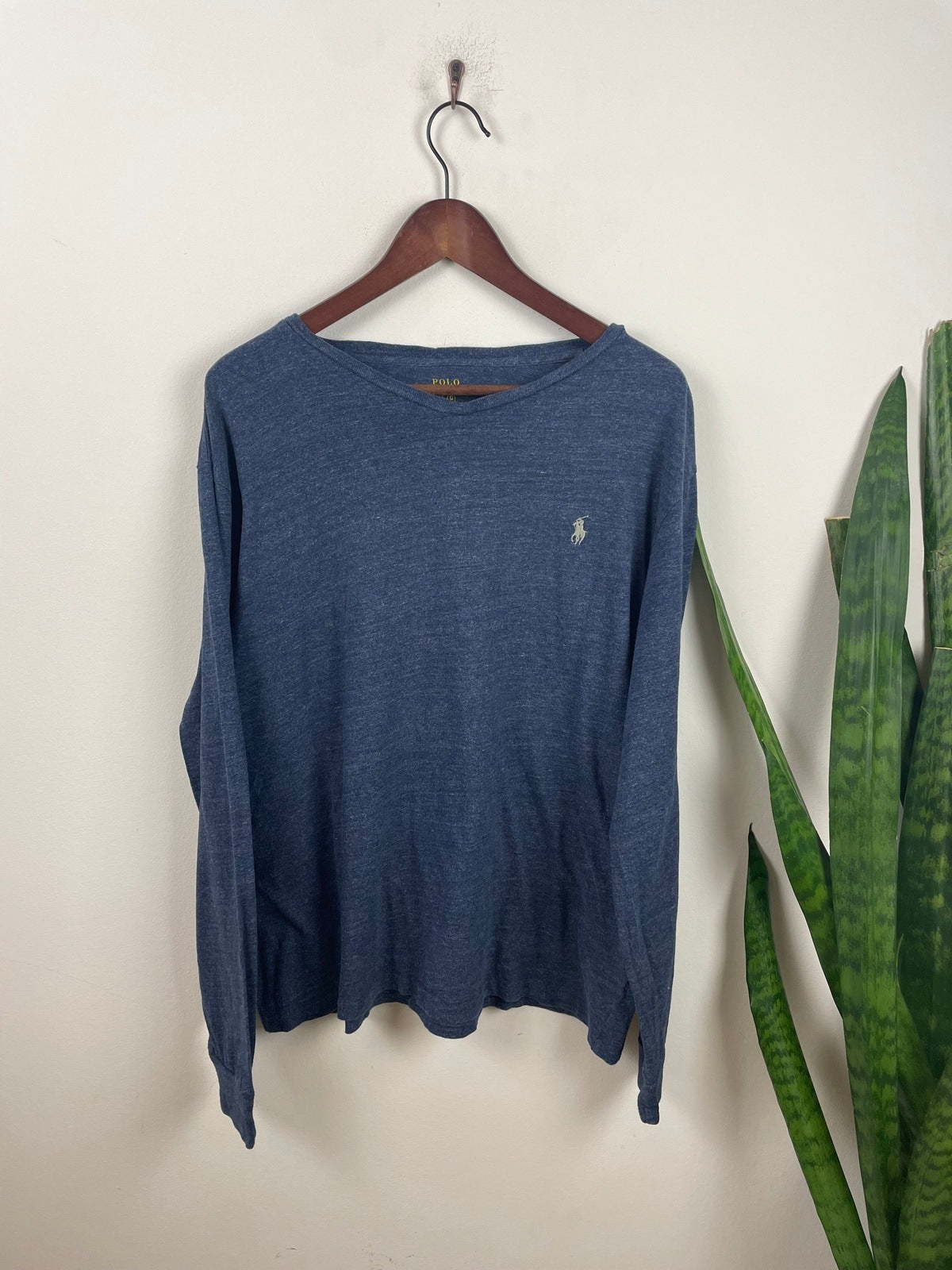 Ralph Lauren Longsleeve Sweater Blau L - Klassischer Pullover Vintage Klamotten, Secondhand Klamotten, Retro Mode, Nachhaltige Mode, Einzigartige Stücke, Zeitlose Mode, Umweltfreundliche Kleidung, Stilvolle Secondhand Mode, Hochwertige Vintage Kleidung