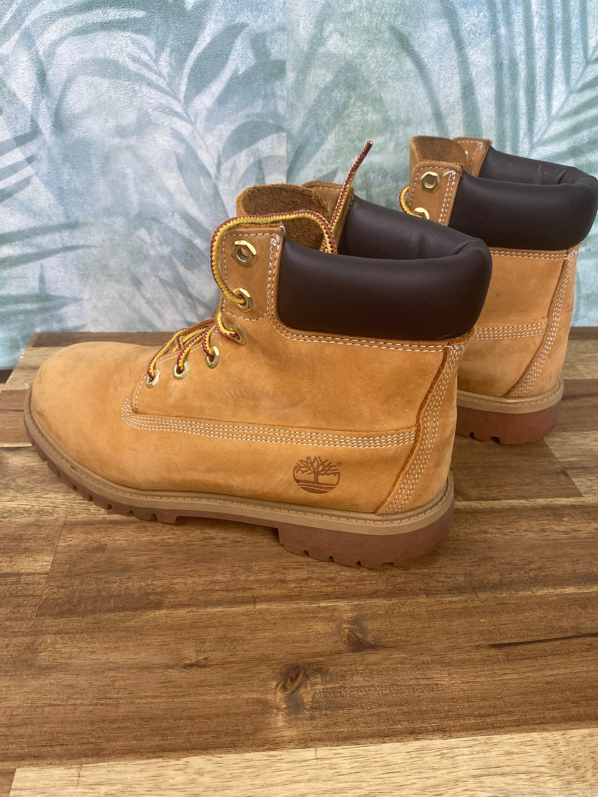 Timberlands Schuhe Braun Gr. 40 - Robuste und Stilvolle Schuhe Vintage Klamotten, Secondhand Klamotten, Retro Mode, Nachhaltige Mode, Einzigartige Stücke, Zeitlose Mode, Umweltfreundliche Kleidung, Stilvolle Secondhand Mode, Hochwertige Vintage Kleidung