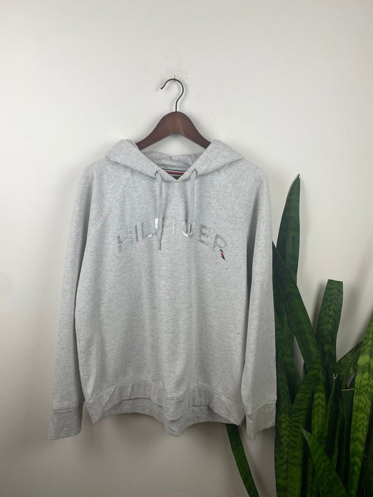 Tommy Hilfiger Hoodie Grau XL - Stylischer und Bequemer Hoodie Vintage Klamotten, Secondhand Klamotten, Retro Mode, Nachhaltige Mode, Einzigartige Stücke, Zeitlose Mode, Umweltfreundliche Kleidung, Stilvolle Secondhand Mode, Hochwertige Vintage Kleidung